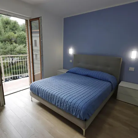 Miresole Nicomare דירה *