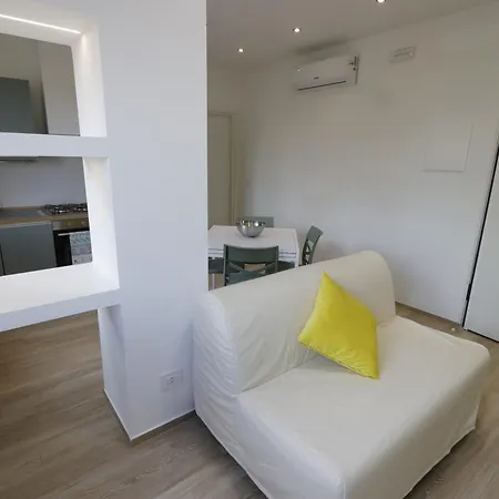 דירה Miresole Nicomare קופרה מריטימה